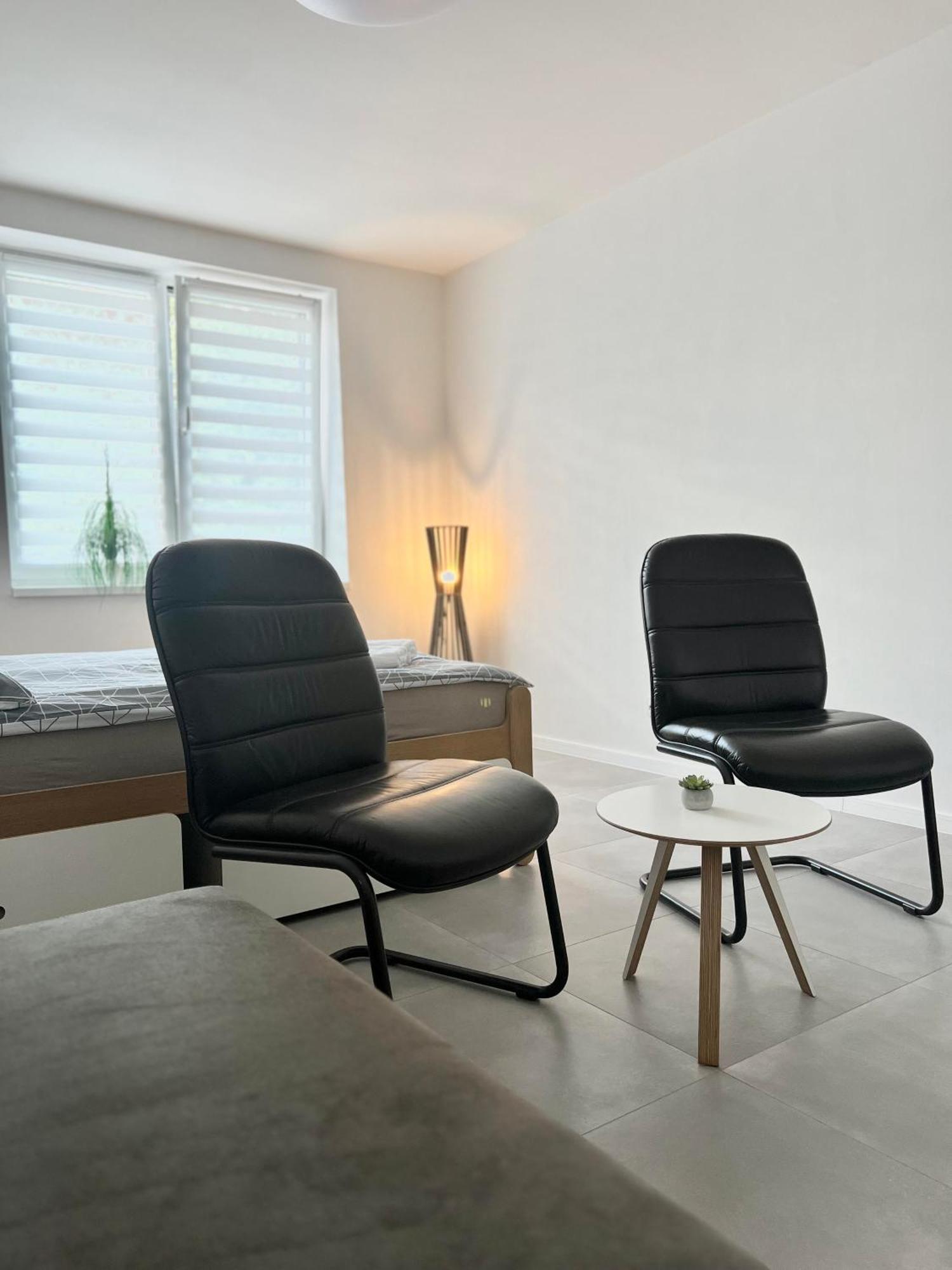 2 Moderne Apartmany 19 A 95 V Sukromi V Centre Mesta Stubnyafürdő Kültér fotó