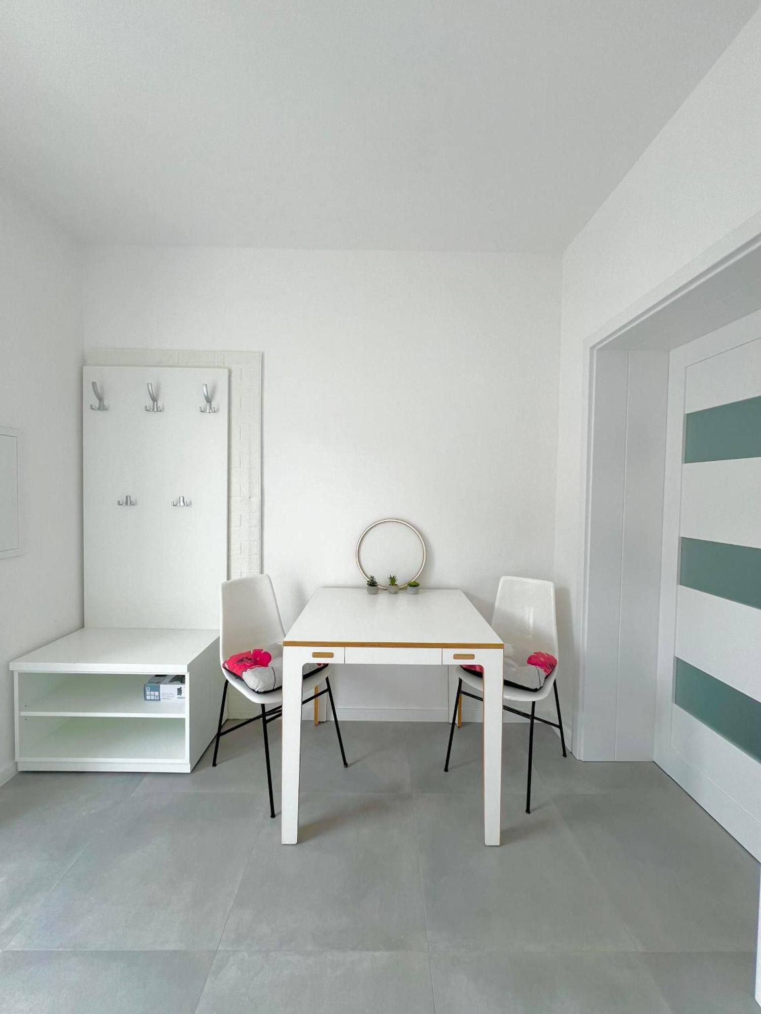 2 Moderne Apartmany 19 A 95 V Sukromi V Centre Mesta Stubnyafürdő Kültér fotó
