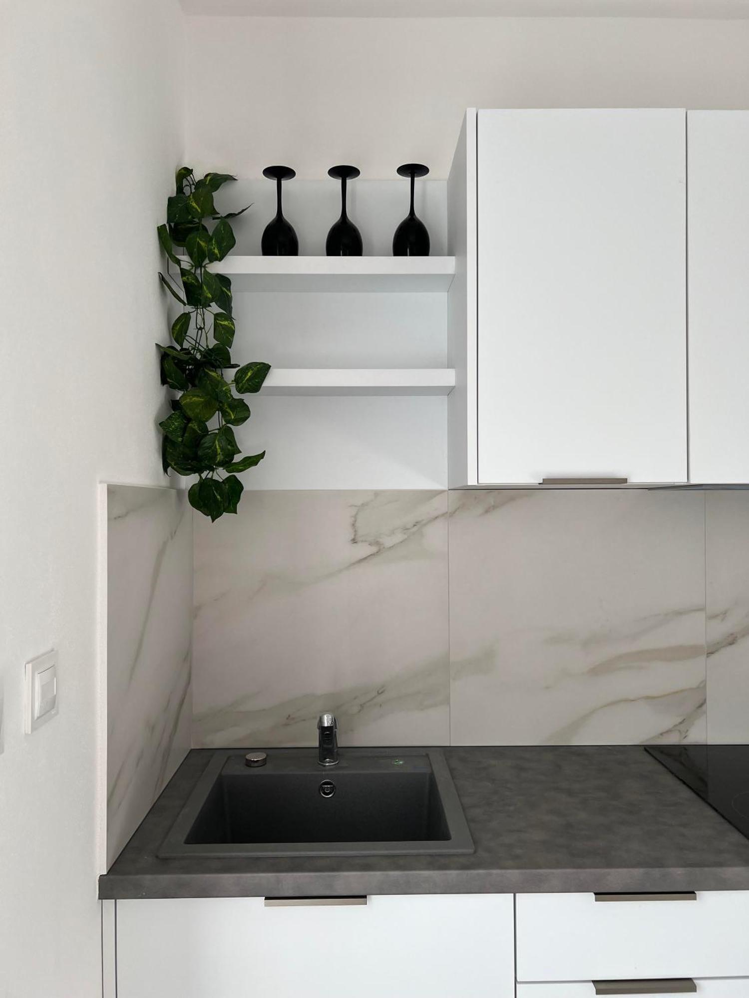 2 Moderne Apartmany 19 A 95 V Sukromi V Centre Mesta Stubnyafürdő Kültér fotó
